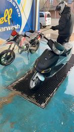 brommer kymco 2t 70cc, Fietsen en Brommers, Ophalen, Zo goed als nieuw, Kymco