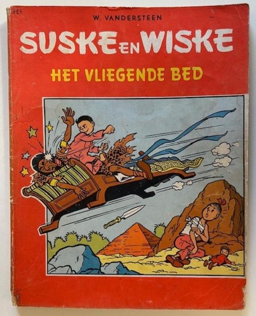 SUSKE EN WISKE - HET VLIEGENDE BED EERSTE TWEEKLEURENDRUK NL, Boeken, Stripverhalen, Gelezen, Eén stripboek, Verzenden