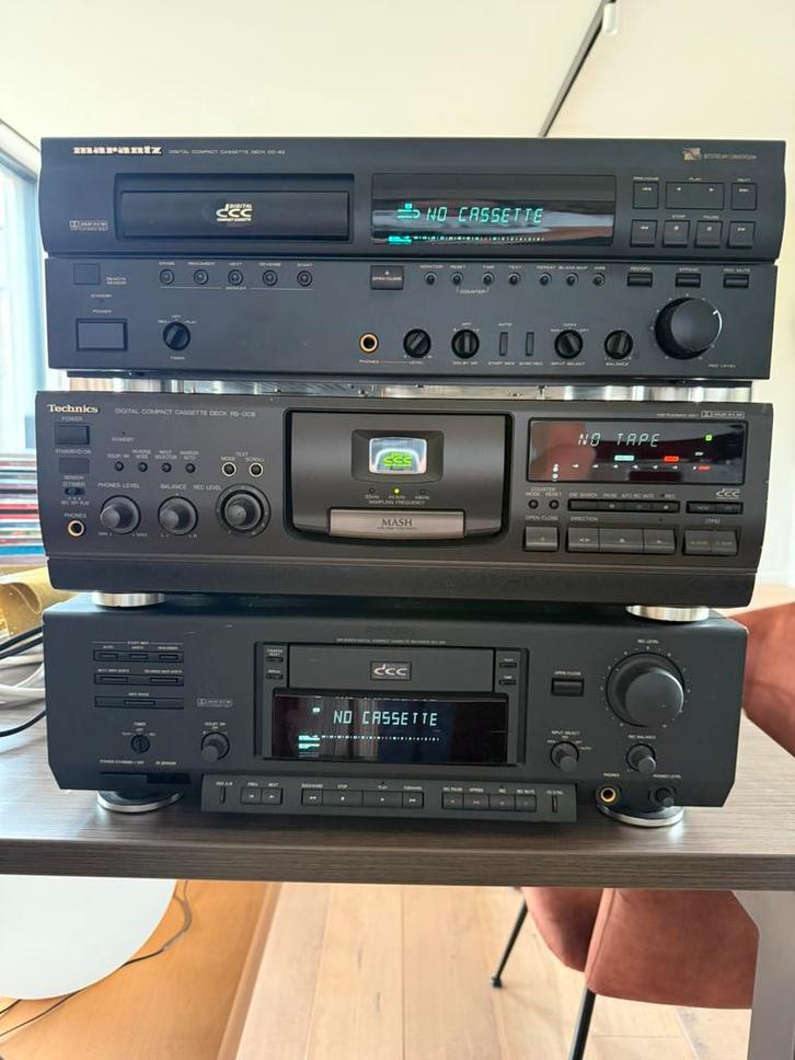 Defecte DCC spelers DCC-900, RS-DC8 en DD82, TV, Hi-fi & Vidéo, Decks cassettes, Simple, Autres marques, Auto-reverse, Commandes tactiles