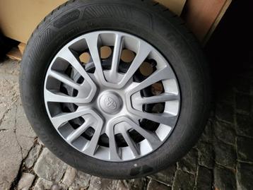 Pneus été 205x60/R16 beschikbaar voor biedingen