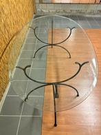 Très belle table en verre avec six chaises en fer forgé., Huis en Inrichting, Woonaccessoires | Etagères, Ophalen, Gebruikt
