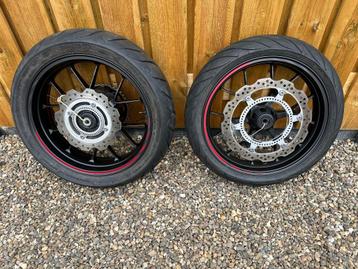 Honda CBR500R wielenset voorwiel achterwiel  beschikbaar voor biedingen