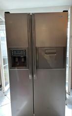 Amerikaanse frigo met ijsmachine en gekoeld water, Elektronische apparatuur, Koelkasten en IJskasten, 60 cm of meer, Met aparte vriezer