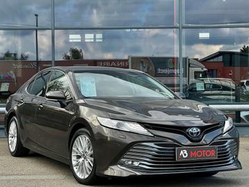 Toyota Camry 2.5 Hybrid Premium e-CVT LED CAMERA FULL OPTION beschikbaar voor biedingen