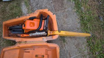 STIHL MS 180 (2 mélanges), Enlèvement, Comme neuf, Tronçonneuse, Stihl