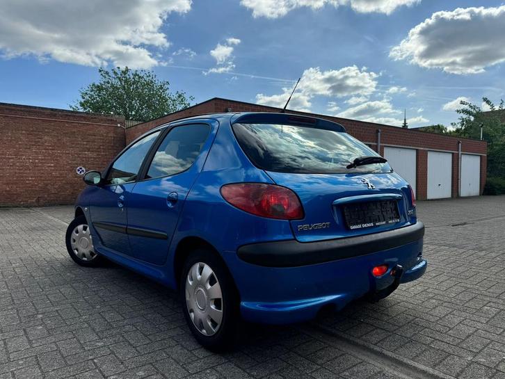 Peugeot 206 - 1.4 Benzine - 2008, Auto's, Peugeot, Particulier, Airbags, Airconditioning, Radio, Trekhaak, USB, Benzine, 5 deurs