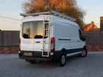 ford transit 2.2cdti/l2h2/camera/trekhaak/dakrek/btw/navi, Auto's, Voorwielaandrijving, Euro 5, Zwart, 4 cilinders