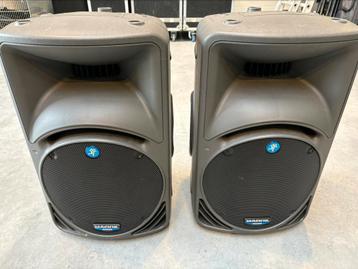 2x Mackie SRM450 v1 actieve speakers incl draagtas