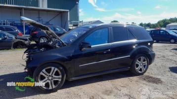Mercedes-Benz ML II onderdelen (kleur: 197,obsidiaanzwart -  beschikbaar voor biedingen