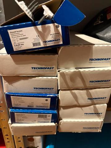 Drywall screws 11000 stuks beschikbaar voor biedingen