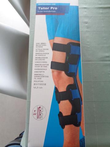 knie brace (plooien vd knie immobiliseren) 