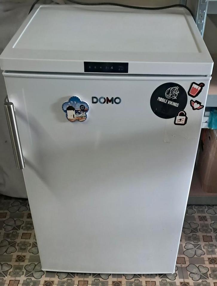 DOMO D091123 tafelkoelkast, Elektronische apparatuur, Koelkasten en IJskasten, Zo goed als nieuw, Zonder vriesvak, 100 tot 150 liter