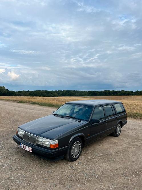 Volvo 940 2.3i 1991, Auto's, Oldtimers, Particulier, Open dak, Zetelverwarming, Volvo, Benzine, Break, 5 deurs, Handgeschakeld