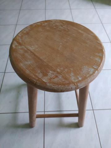 Tabouret vintage bois blanchi  H 48 cm diamètre 28 cm, Enlèvement, Utilisé, Bois