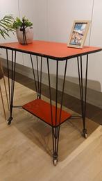 Vintage bijzettafel met formica blad – jaren 50/60, Huis en Inrichting, Ophalen, Metaal