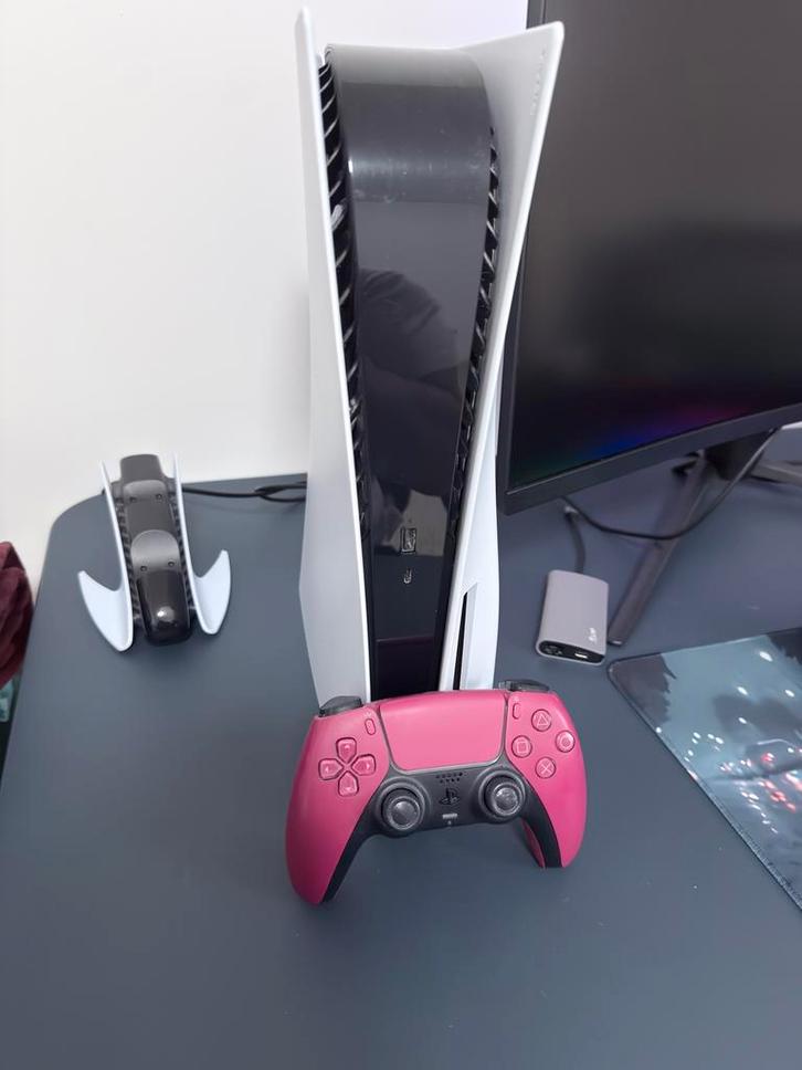 PS5 Disc Edition + Controller + 6 Topspellen, Games en Spelcomputers, Spelcomputers | Sony PlayStation 5, Zo goed als nieuw, Playstation 5