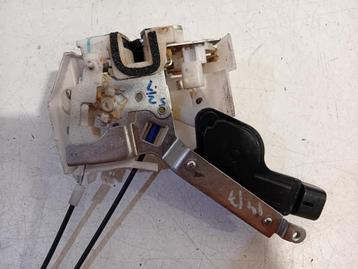 PORTIERVANGER CV ELEKTR. RECHTS ACHTER Suzuki Alto (GF) beschikbaar voor biedingen