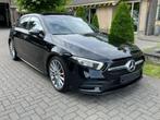 Mercedes A 200 AMG LINE PANORAMADAK LED NAVI CAMERA, Leder en Stof, Zwart, 120 kW, Bedrijf