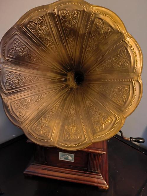 Oude grammofoon, Antiek en Kunst, Antiek | Tv's en Audio, Ophalen