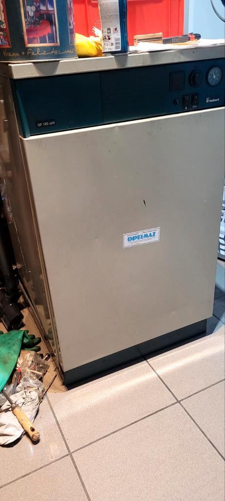 Chaudière mazout,bruleur,circulateur, vase d'expansion., Doe-het-zelf en Bouw, Verwarming en Radiatoren