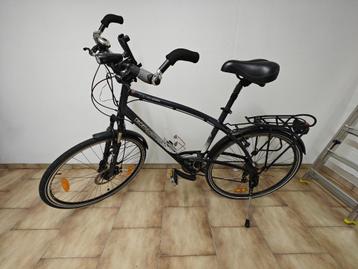 Decathlon fiets 28" Triban beschikbaar voor biedingen