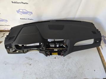 Airbag set + dashboard van een BMW X3 beschikbaar voor biedingen