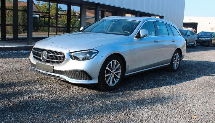 MERCEDES E200 D 9G-TRONIC FACELIFT WIDESCREEN TREKHAAK, Auto's, Mercedes-Benz, Bedrijf, Te koop, E-Klasse, ABS, Achteruitrijcamera