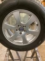 Winterbanden met originele volvo velgen, Auto-onderdelen, Banden en Velgen, Ophalen, Winterbanden, Velg(en)