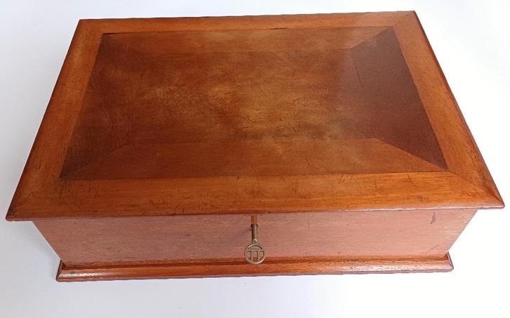 Antiek mahonie houten juwelenkistje, Antiek en Kunst, Antiek | Woonaccessoires, Ophalen of Verzenden
