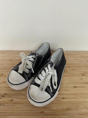Jeansblauwe sneakers, maat 27  Sneakers, jeansblauw zgan beschikbaar voor biedingen