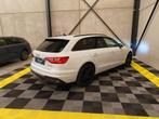 Audi A4 A4 2.0TDI Sport /LED/19"/CAM/Navi/Cruise, Auto's, Audi, 135 pk, Stof, Gebruikt, Zwart