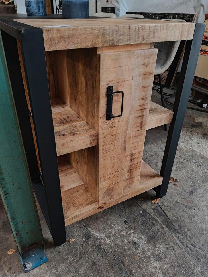 Mangohouten kastje (outlet), Huis en Inrichting, Woonaccessoires | Overige, Nieuw, Ophalen