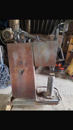 Marteau pilon de forge, Enlèvement, Utilisé