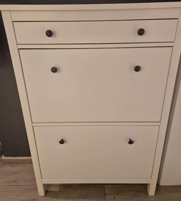 Schoenkast Hemnes wit  ( ikea) 2 x, Maison & Meubles, Armoires | Armoires à chaussures, Utilisé, Enlèvement