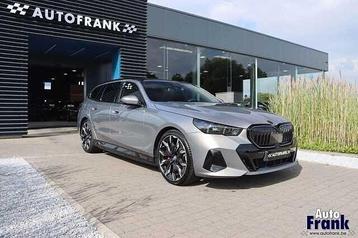 BMW 530 E / BREAK / 4X4 / M-SPORT / PANO / TREKHK / 360CAM beschikbaar voor biedingen