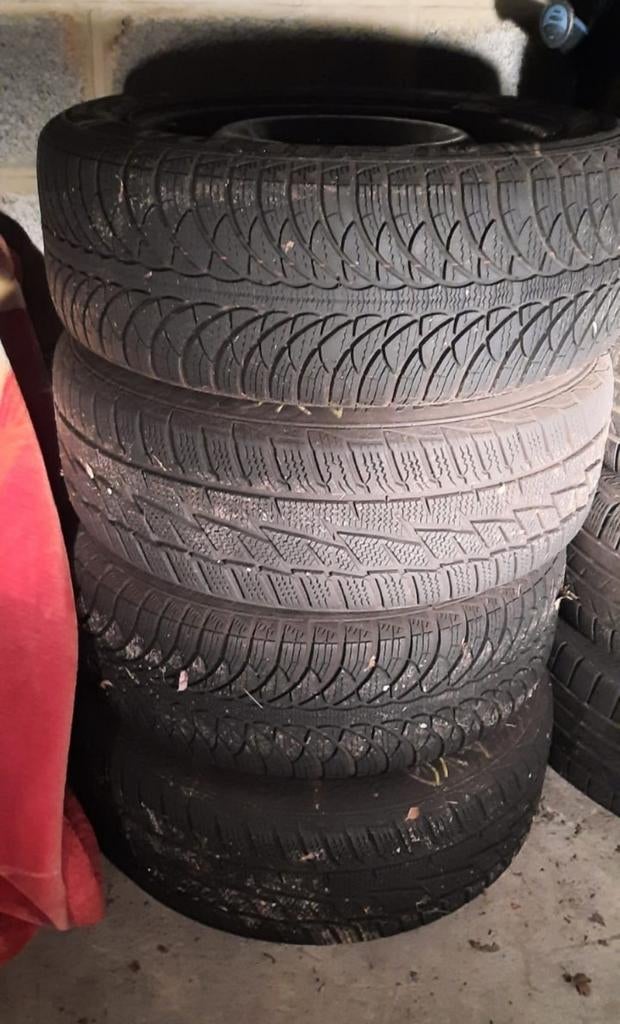 BMW Kit Hiver : 4 Jantes + Pneus neige "FULDA", Autos : Pièces & Accessoires, Pneus & Jantes, Enlèvement, Pneu(s)