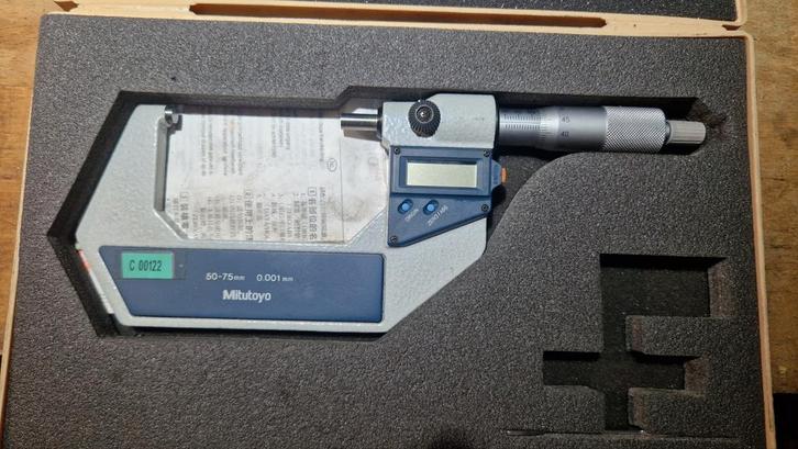 Micromètre numérique Mitutoyo Digimatic 50 - 75 mm, Bricolage & Construction, Boîtes à outils, Comme neuf