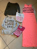 Lots de 4 vêtements fille Superdry, Enfants & Bébés, Comme neuf