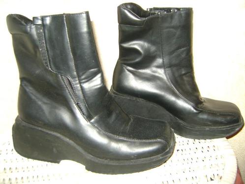 Stoere enkellaarzen - goede staat - maat 41, Vêtements | Femmes, Chaussures, Porté, Boots et Botinnes, Noir, Enlèvement ou Envoi