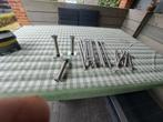 Inox pootjes en handvaten, Ophalen