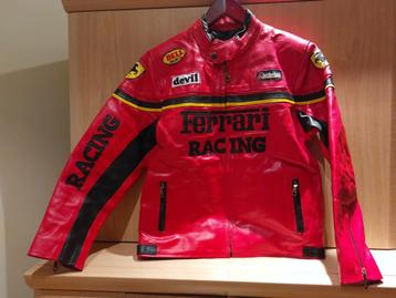 Motorjas  Ferrari Racing rood voor dames !