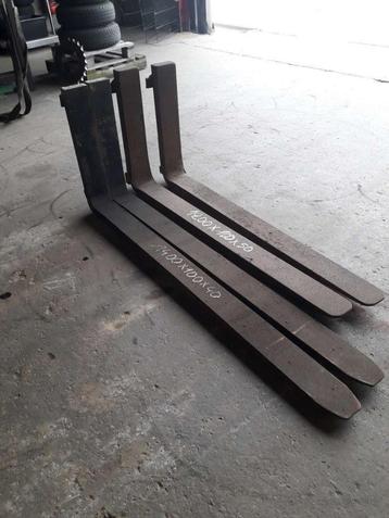 HEFTRUCKTANDEN OKK . / LEPELS oa : 1 DOORSNEDE 100 X 50 beschikbaar voor biedingen