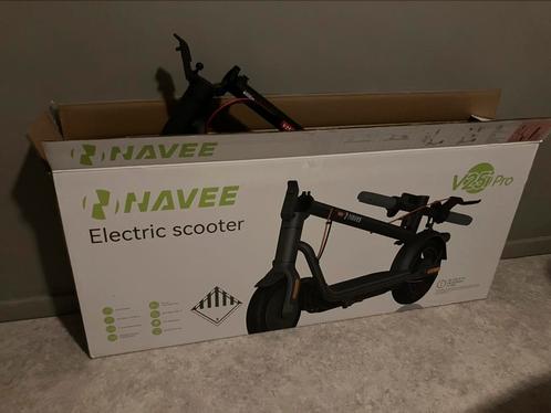 Trottinette électrique - NAVEE V25i PRO - comme neuve, Fietsen en Brommers, Steps, Zo goed als nieuw, Ophalen
