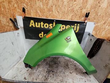 Scherm links-voor van een Opel Corsa (Z30P) beschikbaar voor biedingen