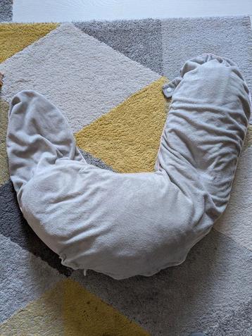 Coussin d'allaitement matière écologique  beschikbaar voor biedingen