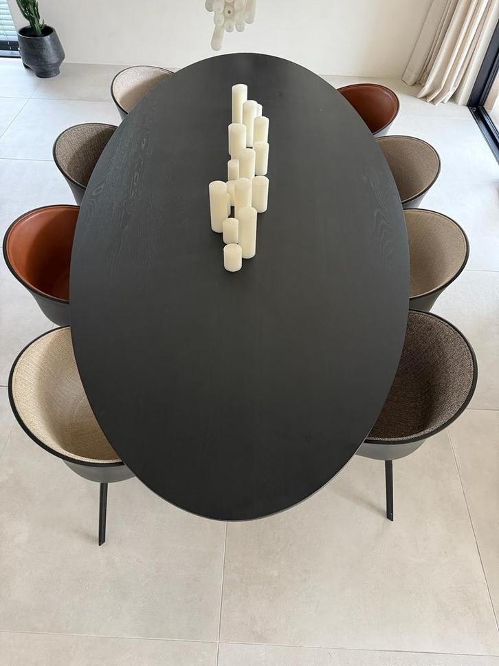 Grote eetkamertafel eventueel met HAY stoelen, Huis en Inrichting, Tafels | Eettafels, Zo goed als nieuw, 100 tot 150 cm, 200 cm of meer