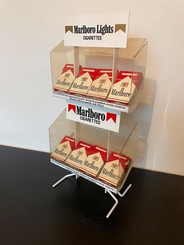 Sigarettenpakjesrek Marlboro beschikbaar voor biedingen