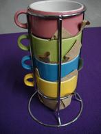 4 gekleurde koffie-thee-melk-chocolademelk tassen met houder, Nieuw, Ophalen of Verzenden, Effen, Kop(pen) en/of Schotel(s)