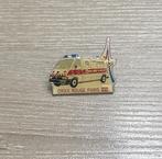 PIN - CROIX ROUGE - PARIS - RODE KRUIS - PARIJS - AMBULANCE, Collections, Envoi, Utilisé, Autres sujets/thèmes, Insigne ou Pin's