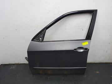 Portier 4Deurs links-voor van een BMW X5 (A52) beschikbaar voor biedingen